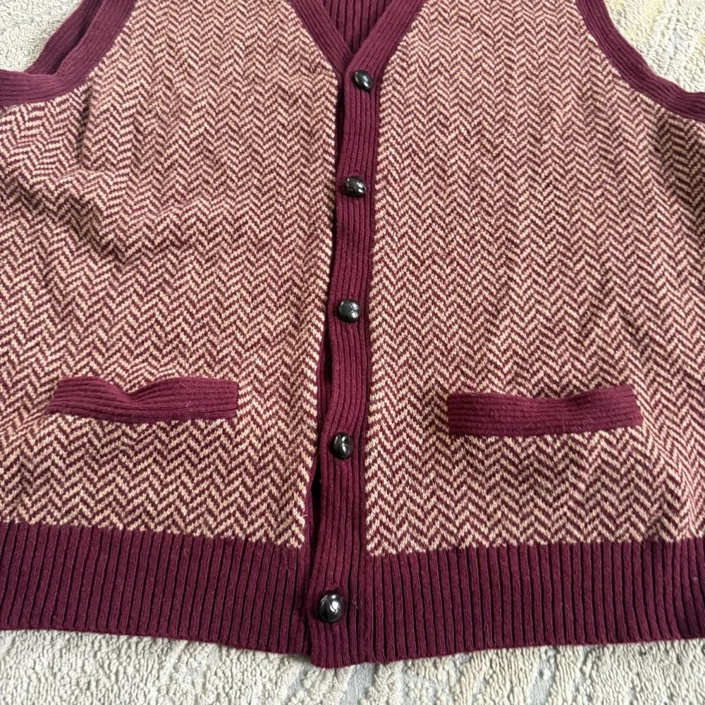 Lands' End sweater vest Burgundy red Herringbone Knit V Neck button font XXL